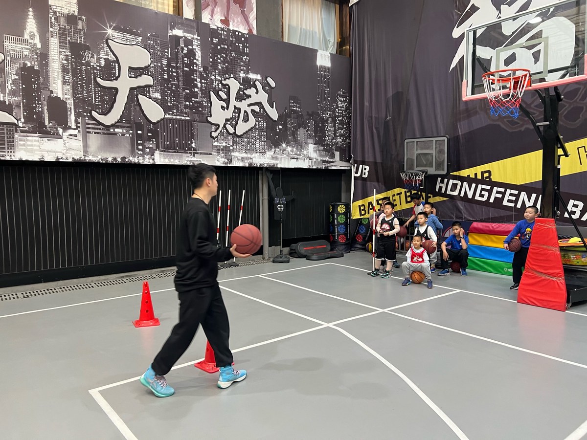 如何为篮球教练提供持续的专业辅导_1